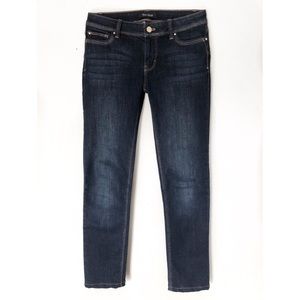 White House Black Market Jeans - WHITE HOUSE BLACK MARKET SLIM LEG JEANS SZ 0S White House Black Market Jeans - WHITE HOUSE BLACK MARKET SLIM LEG JEANS SZ 0S